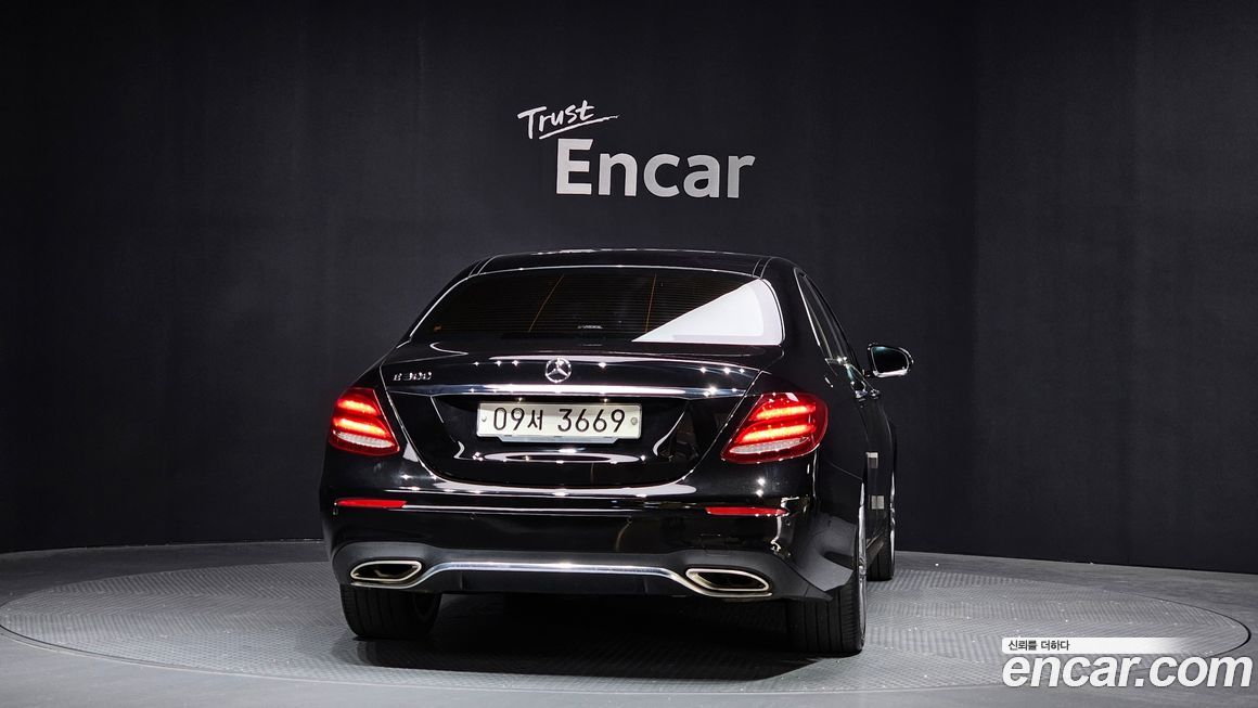 Mercedes-Benz E-Class 2018