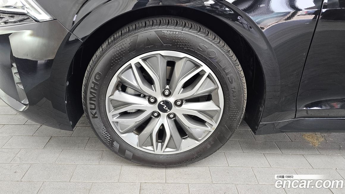 Kia K5 2023