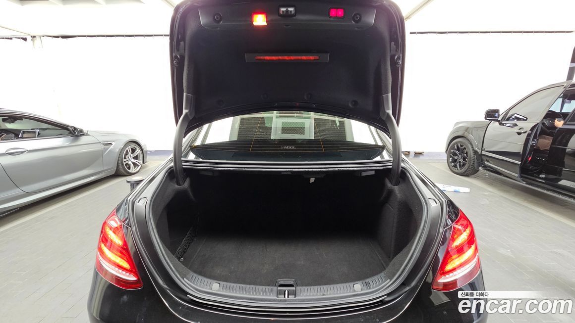 Mercedes-Benz E-Class 2018