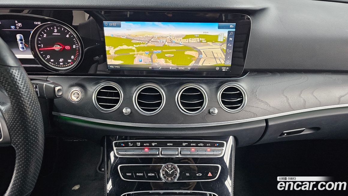 Mercedes-Benz E-Class 2018