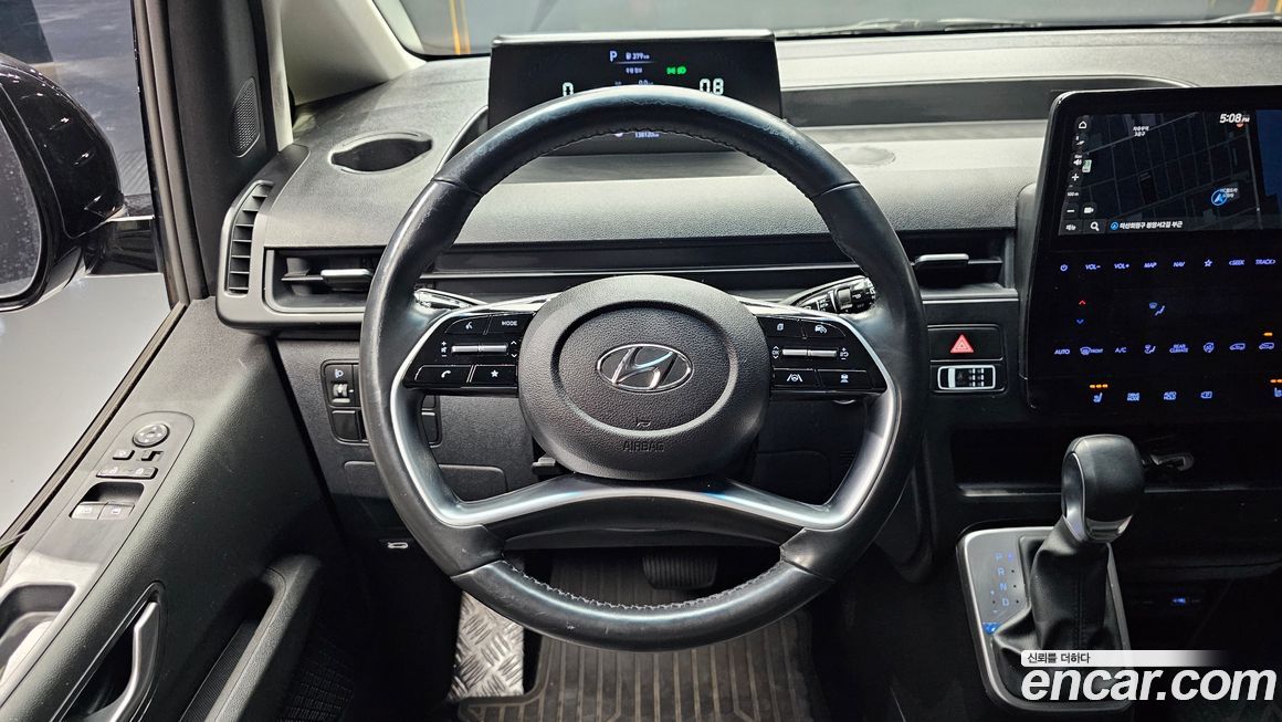 Hyundai Staria 2023