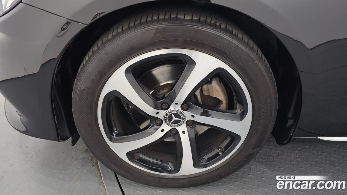 Mercedes-Benz E-Class 2020