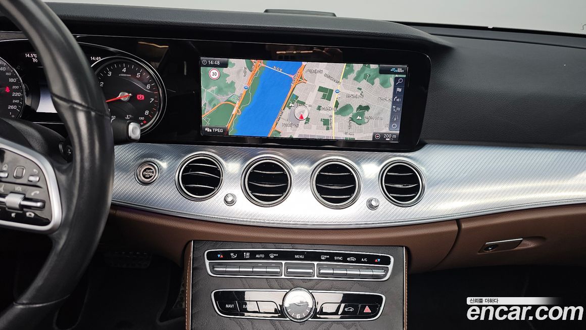 Mercedes-Benz E-Class 2020