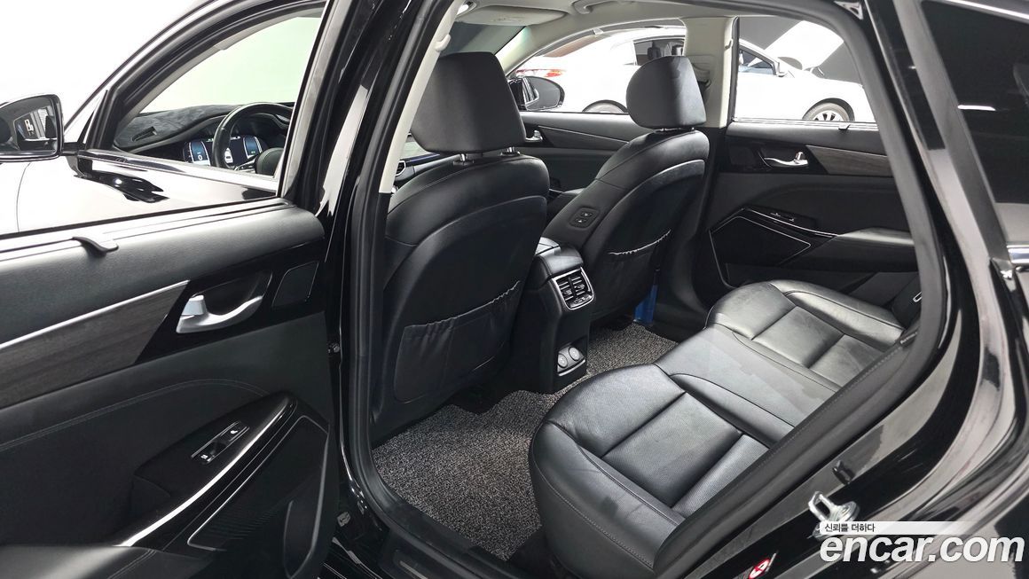 Kia K7 2021