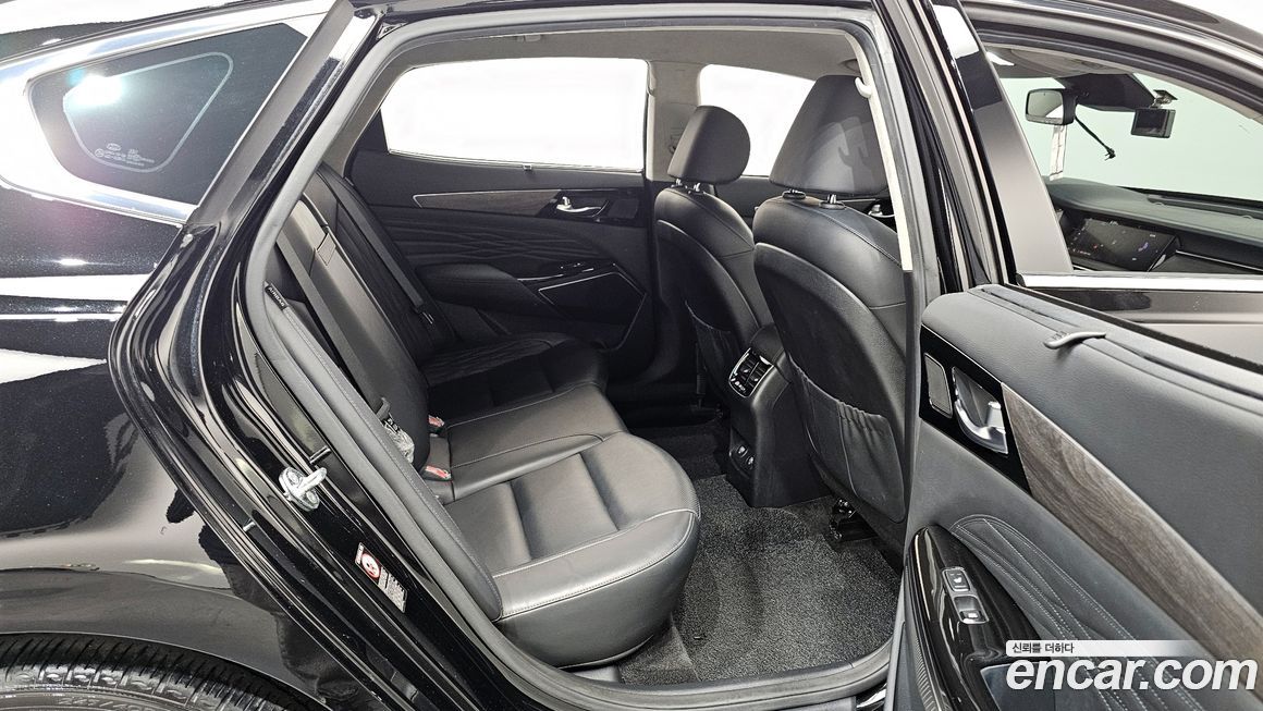 Kia K7 2021
