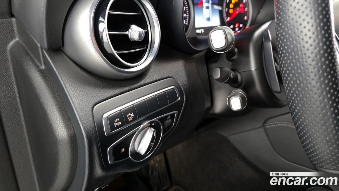 Mercedes-Benz GLC-Class 2019