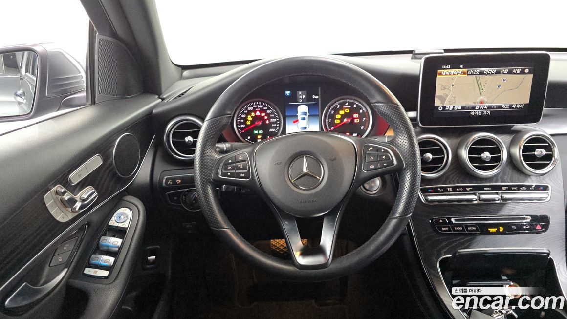 Mercedes-Benz GLC-Class 2019