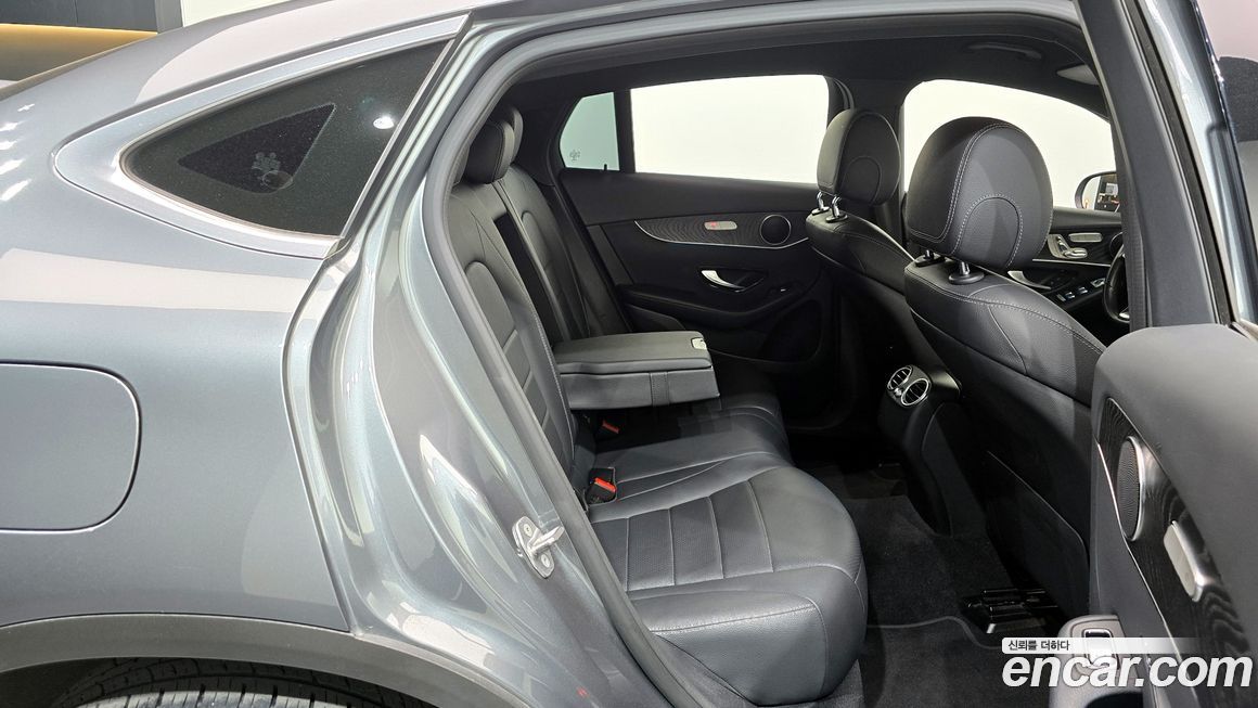 Mercedes-Benz GLC-Class 2019