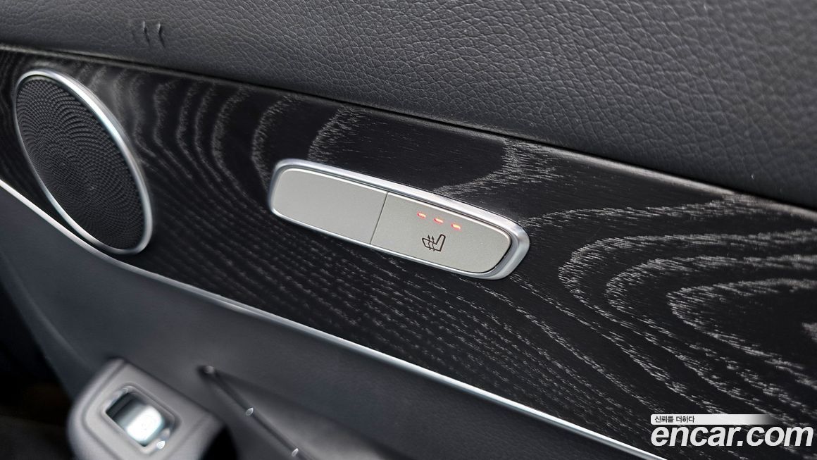 Mercedes-Benz GLC-Class 2019