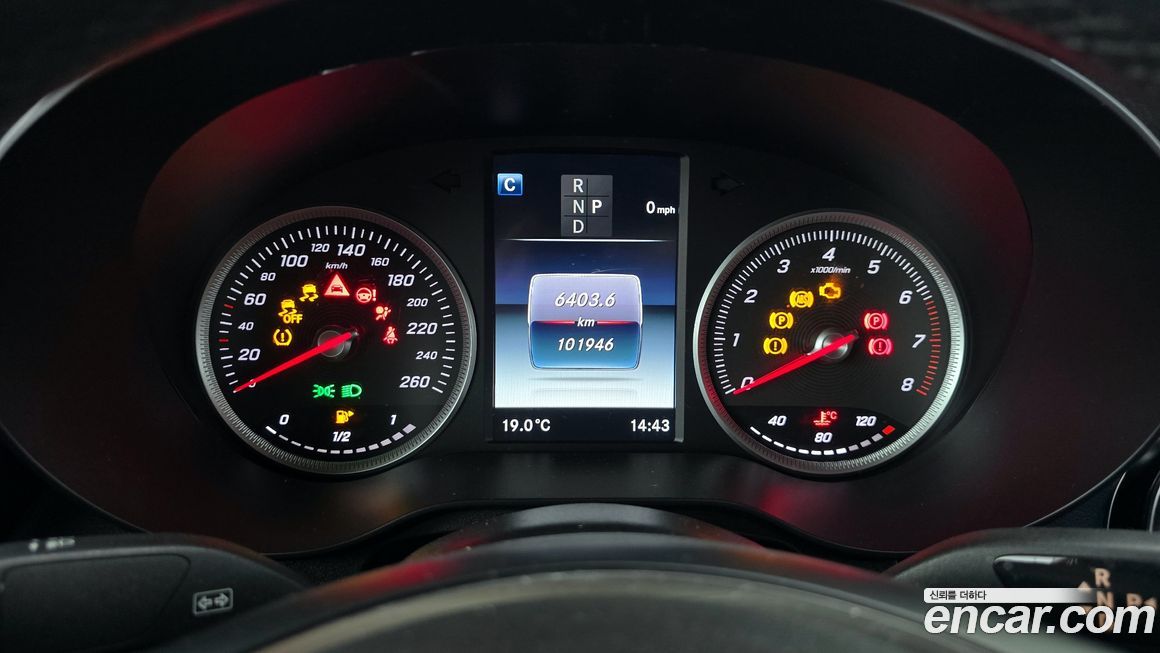 Mercedes-Benz GLC-Class 2019