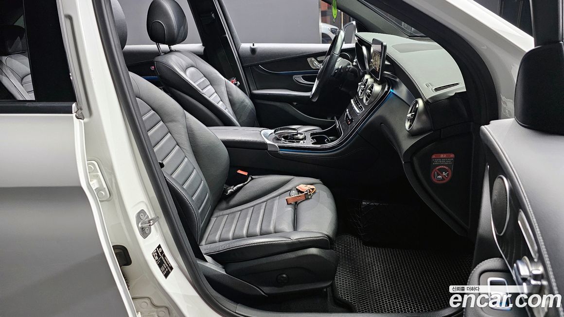 Mercedes-Benz GLC-Class 2017