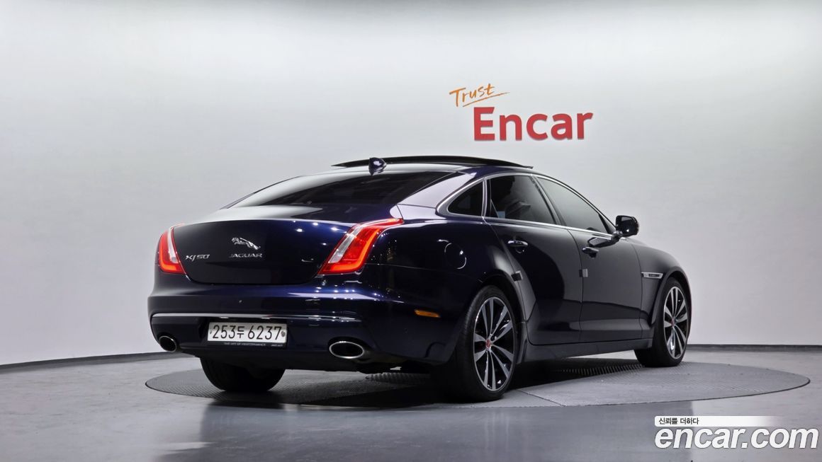 Jaguar XJ 2019