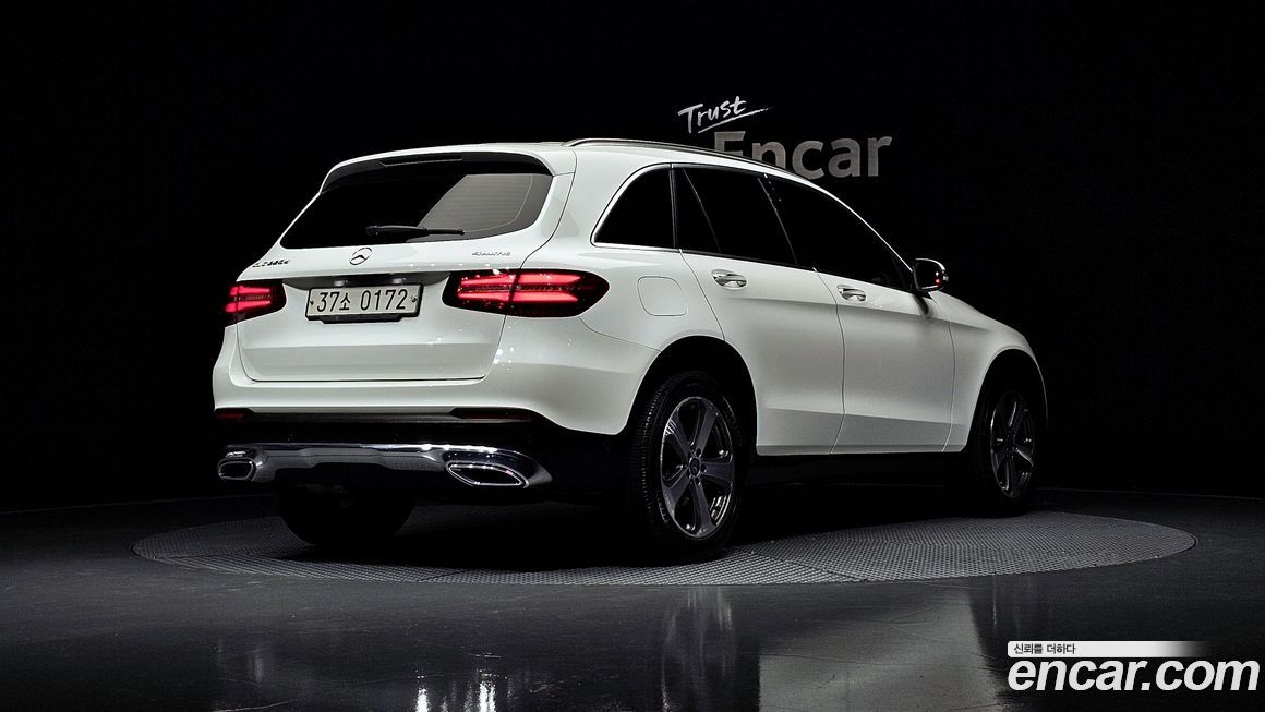 Mercedes-Benz GLC-Class 2017