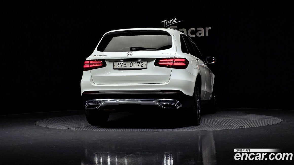 Mercedes-Benz GLC-Class 2017