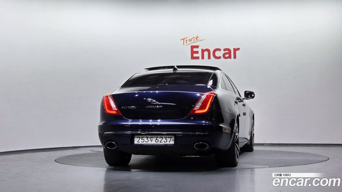 Jaguar XJ 2019
