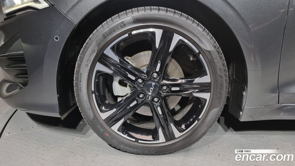 Kia K5 2023