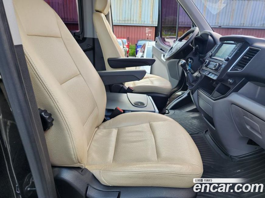 Hyundai Solati 2015