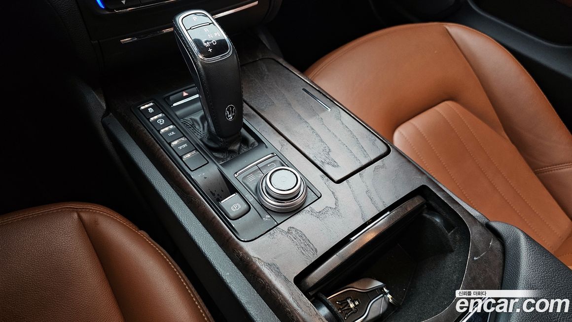 Maserati Ghibli 2019
