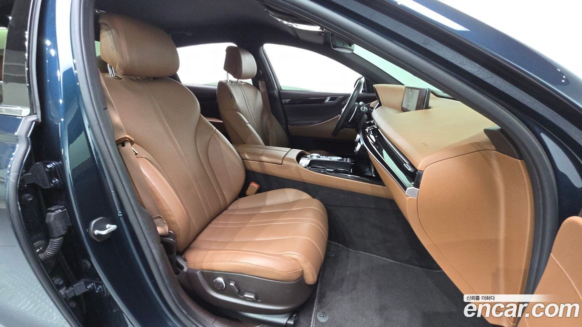 Genesis G80 2022