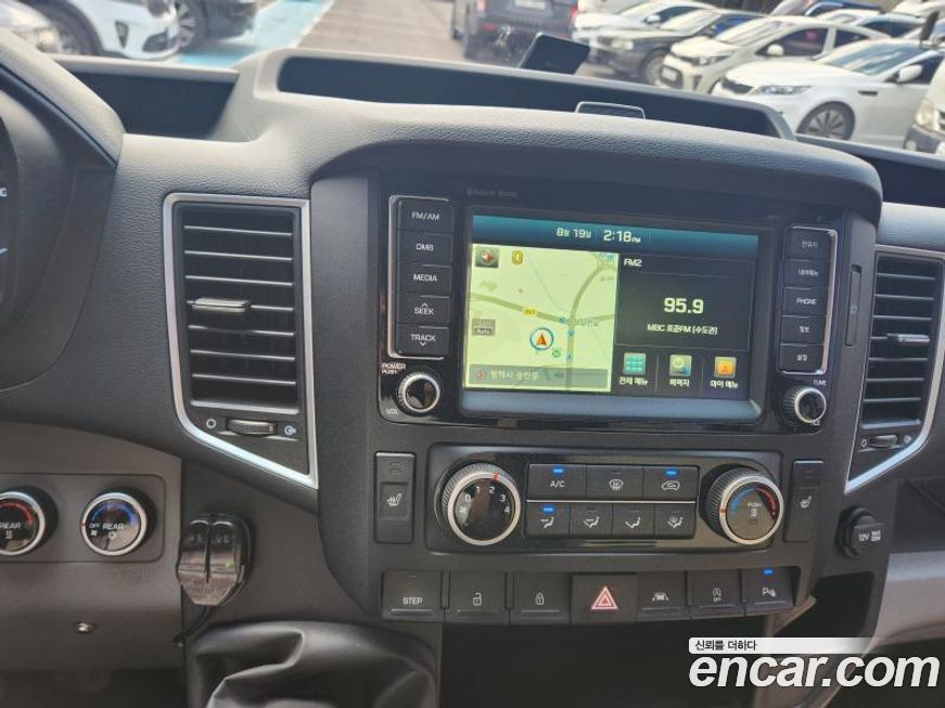 Hyundai Solati 2015