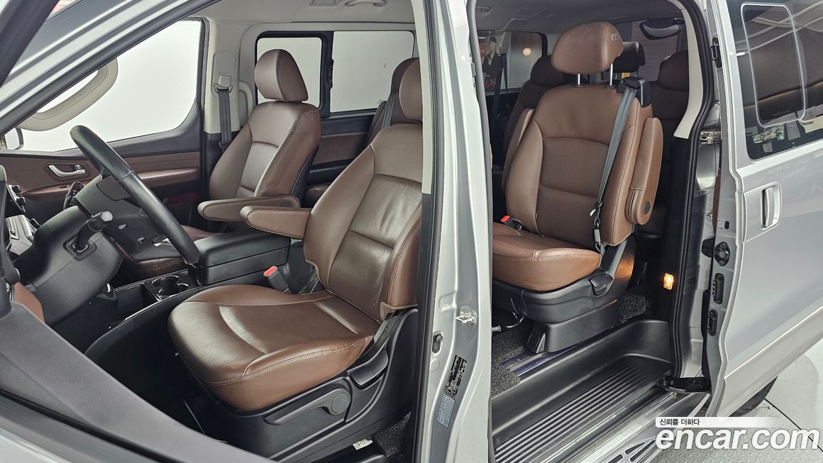 Hyundai Starex 2019