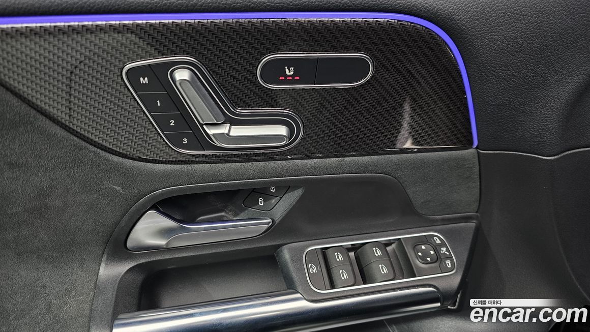 Mercedes-Benz GLA-Class 2020