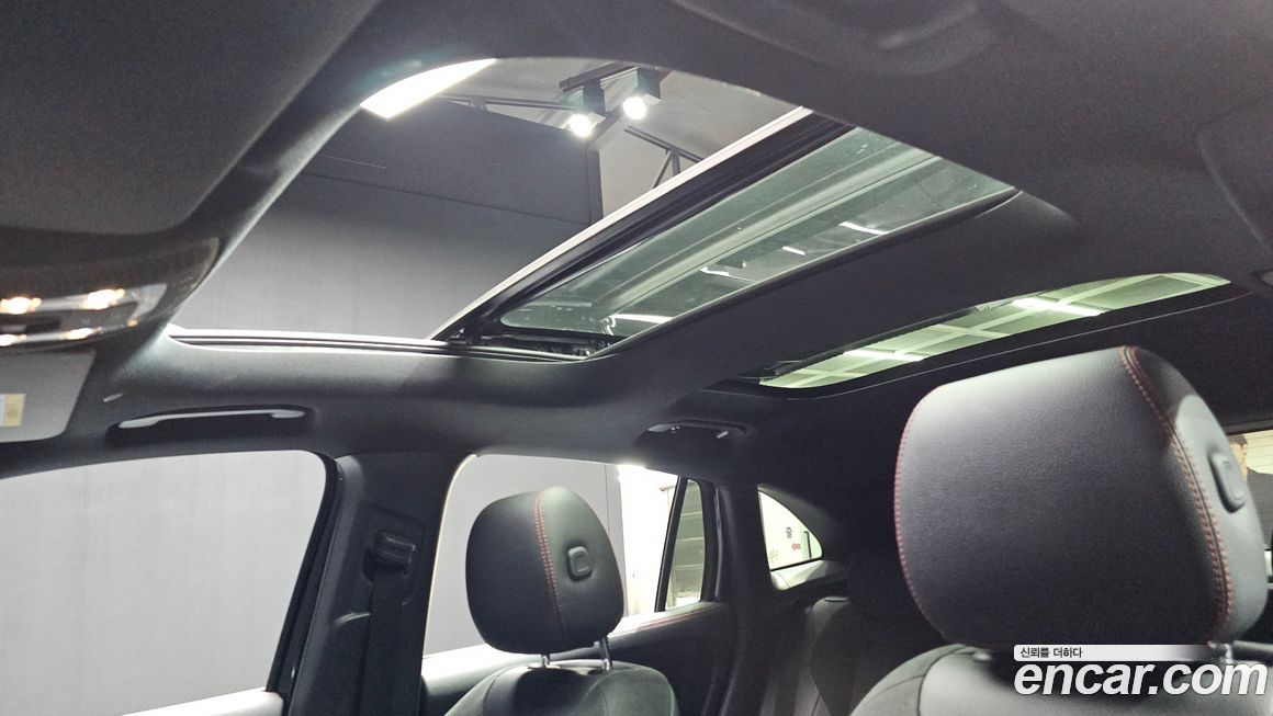 Mercedes-Benz GLA-Class 2020