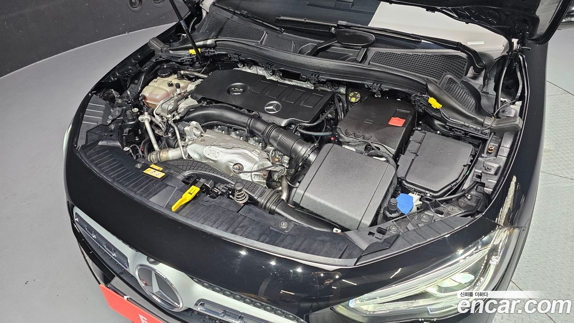 Mercedes-Benz GLA-Class 2020