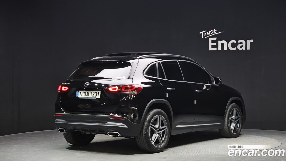 Mercedes-Benz GLA-Class 2020