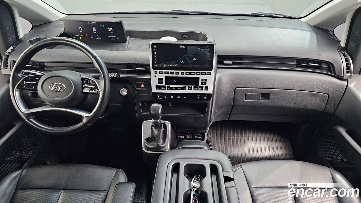 Hyundai Staria 2023
