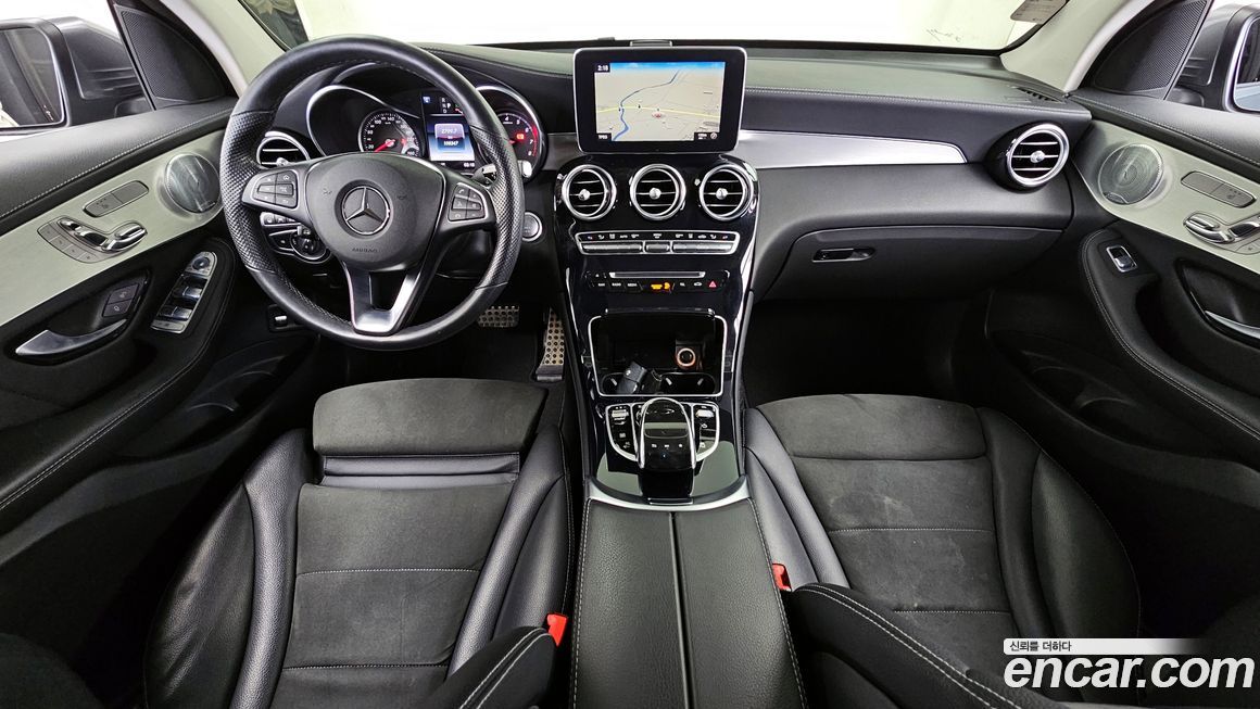 Mercedes-Benz GLC-Class 2019