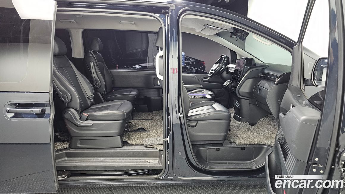 Hyundai Staria 2022