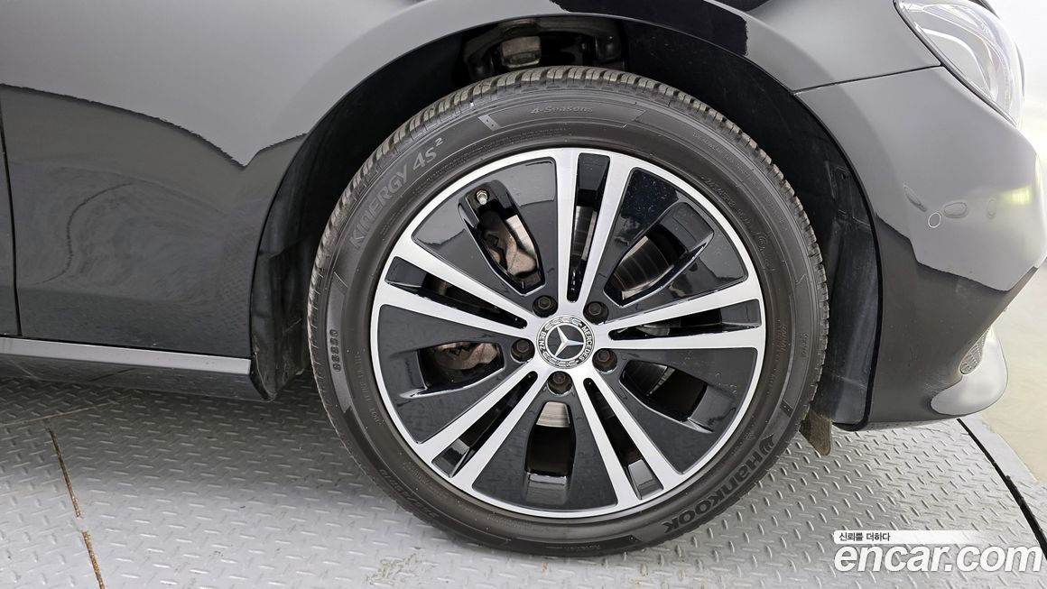 Mercedes-Benz E-Class 2020