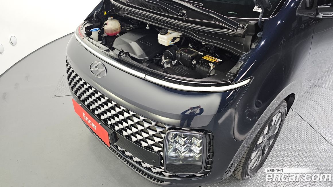 Hyundai Staria 2022