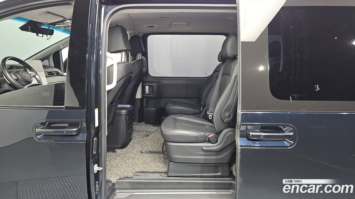 Hyundai Staria 2022