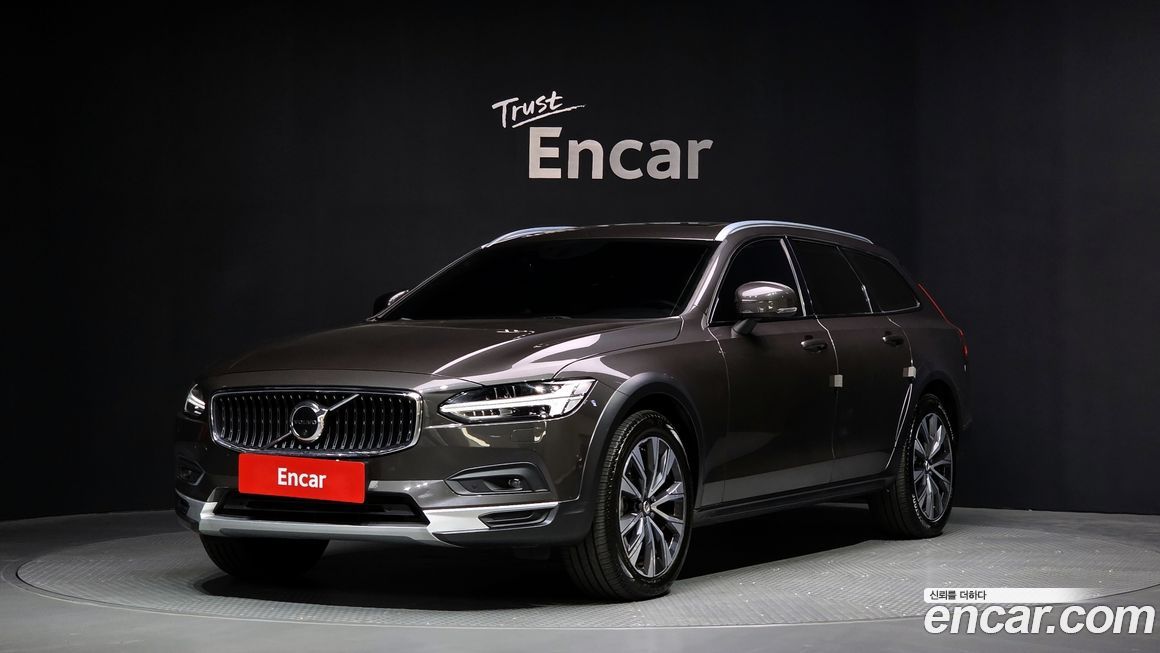 Volvo V90 2021