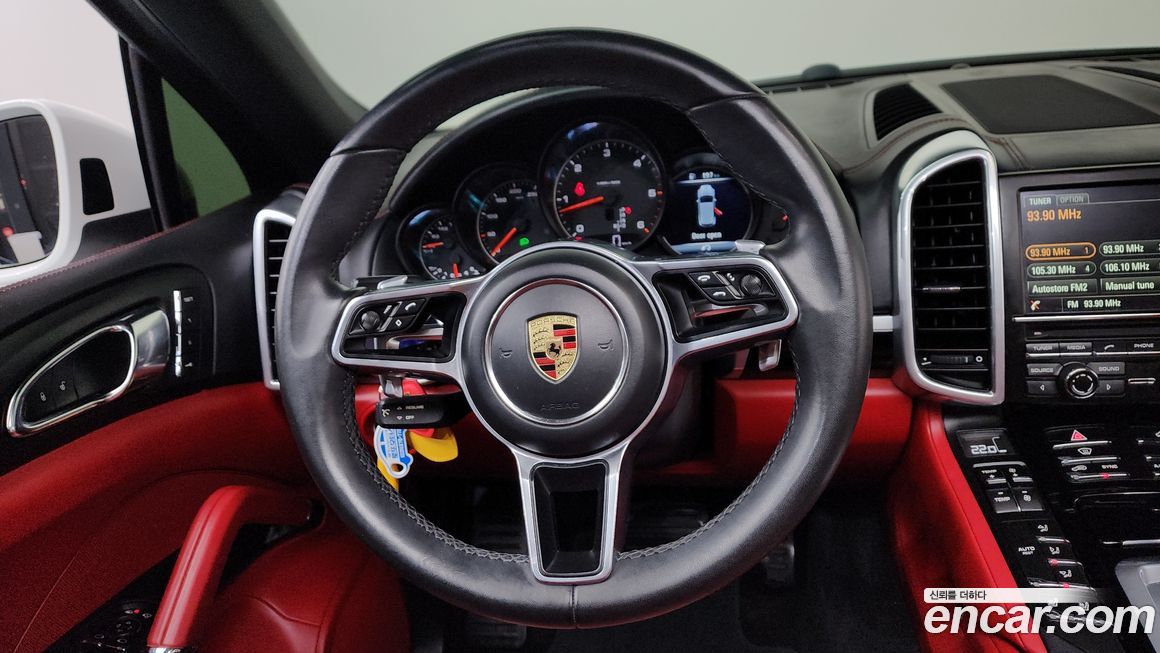 Porsche Cayenne 2016