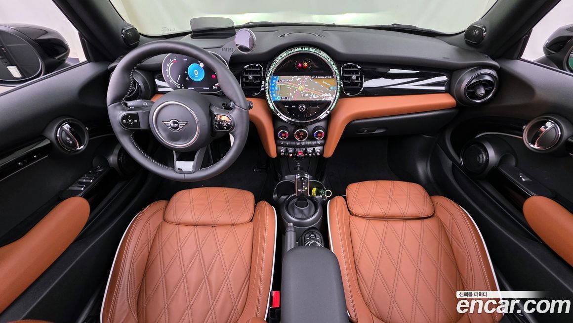 Mini Cooper Convertible 2024