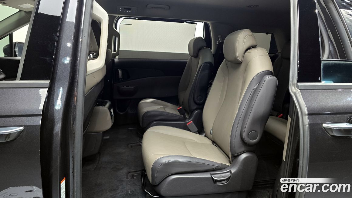 Kia Canival 2024