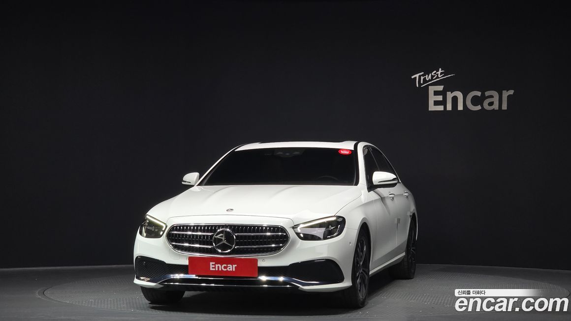 Mercedes-Benz E-Class 2021