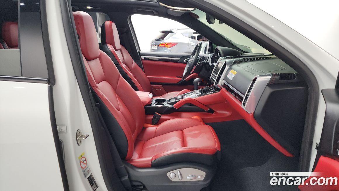 Porsche Cayenne 2016