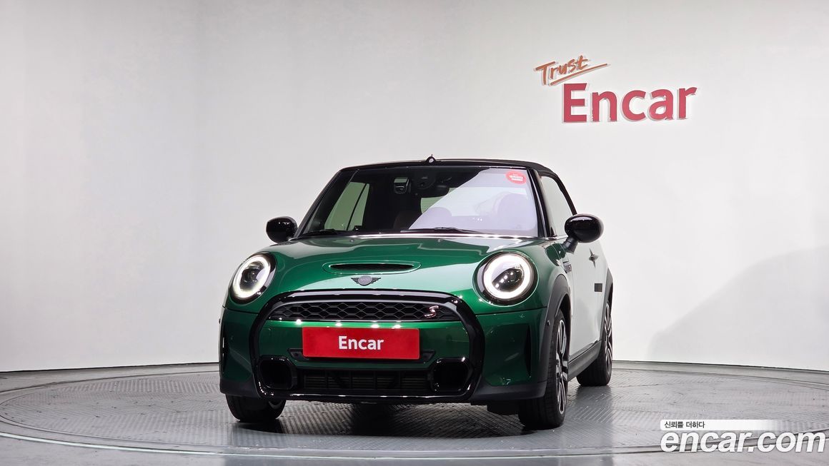 Mini Cooper Convertible 2024