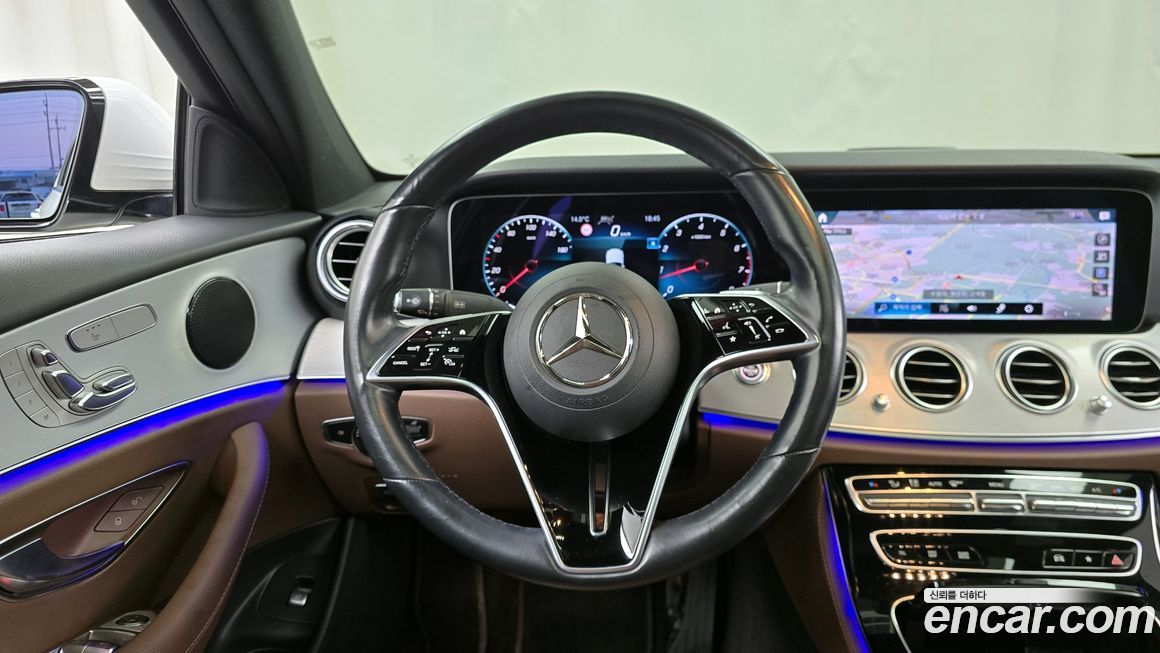 Mercedes-Benz E-Class 2021