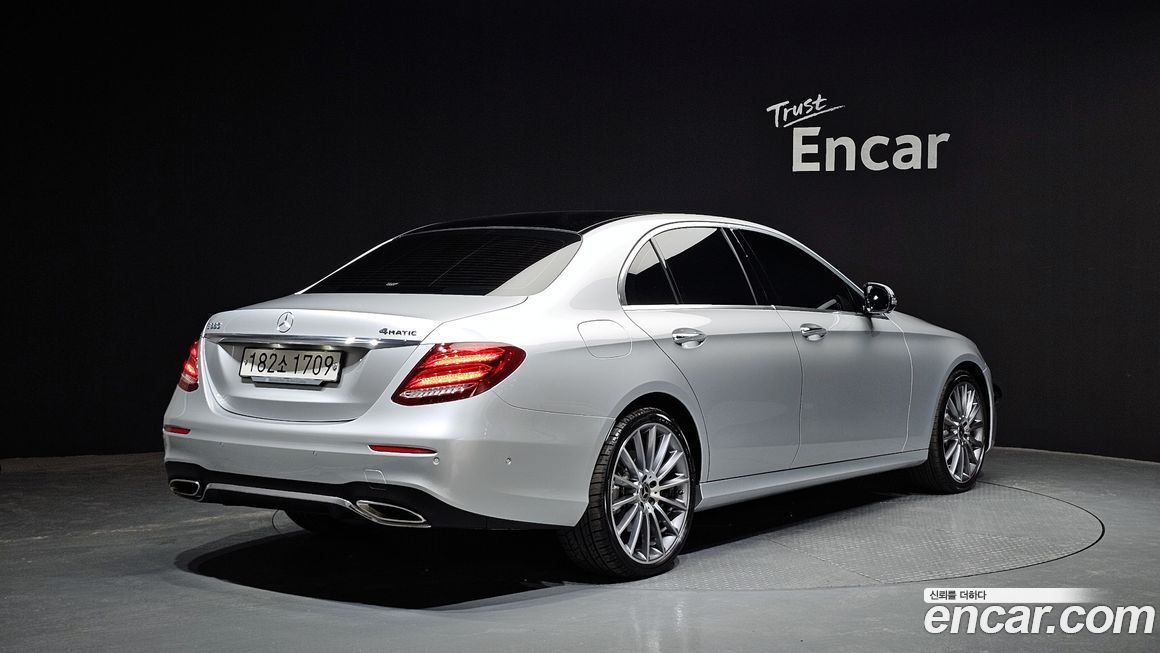 Mercedes-Benz E-Class 2020