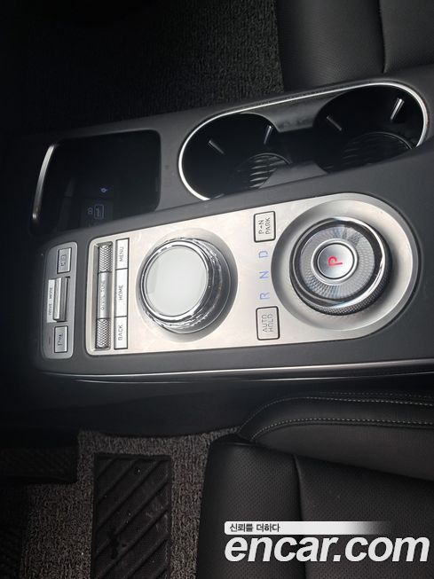 Genesis GV70 2021