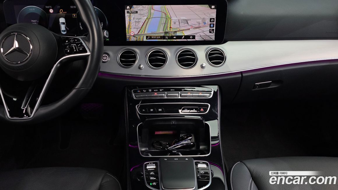 Mercedes-Benz E-Class 2021