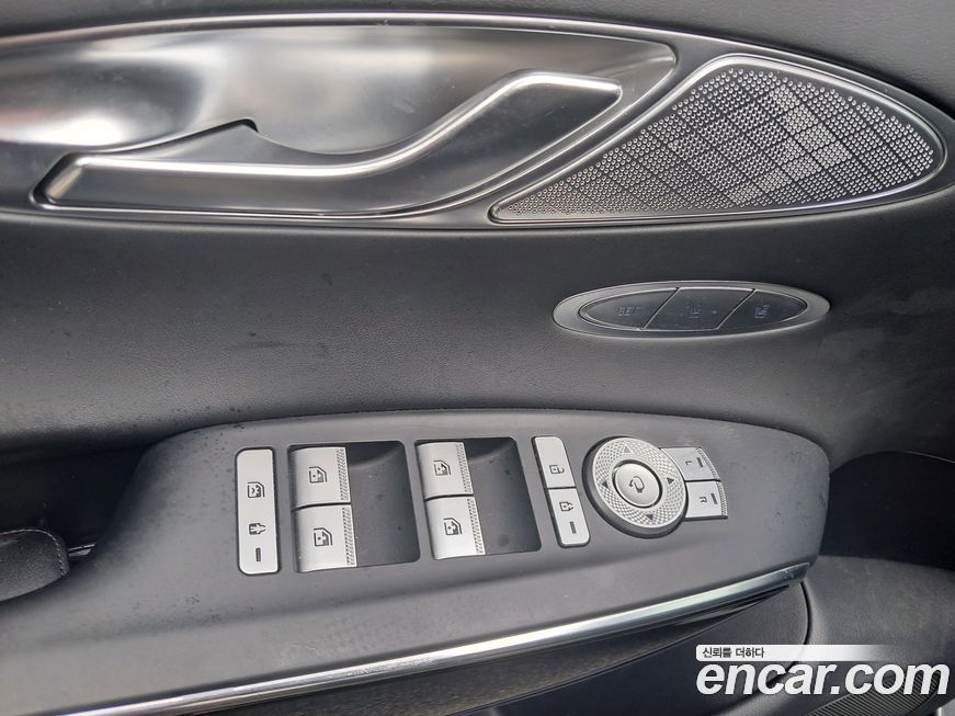 Genesis GV70 2021
