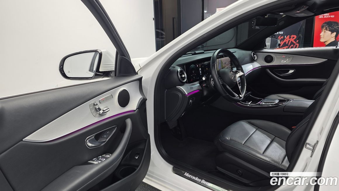 Mercedes-Benz E-Class 2021