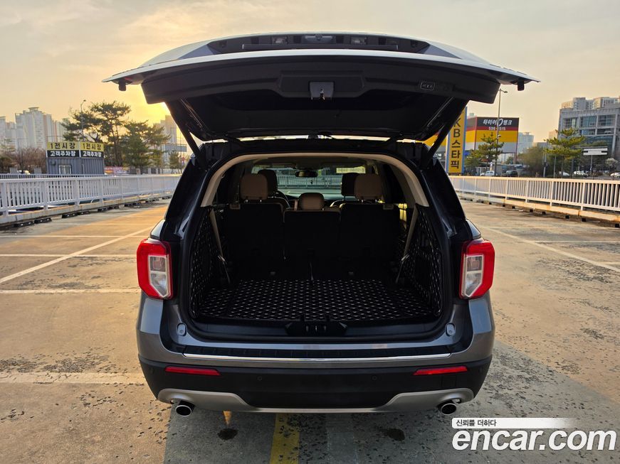 Ford Explorer 2022