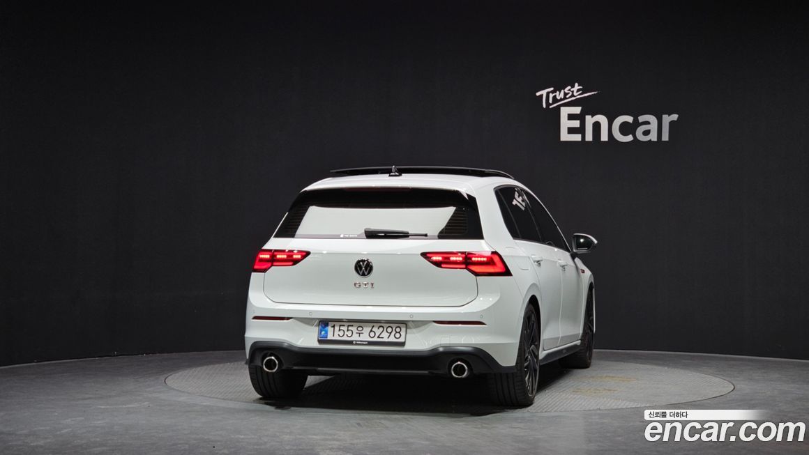 Volkswagen Golf 2024